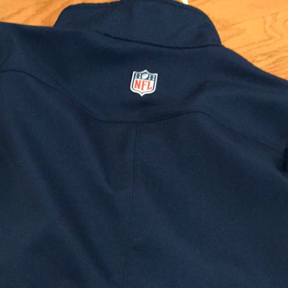 NFL New England Patriots Jacket. Size M - Picture 6 of 7